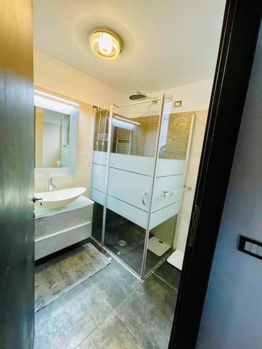 Moderno Loft Alle Porte Di Milano - 115Mq - 3 Posti Cormano Luaran gambar